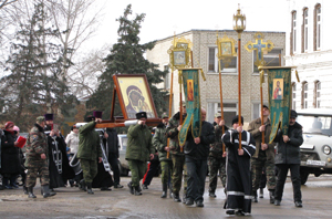 Крестный ход с Табынской иконой Божией Матери прибыл в Новоузенское благочиние
