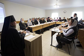 Епископ Пахомий провел встречу, посвященную работе воскресных школ